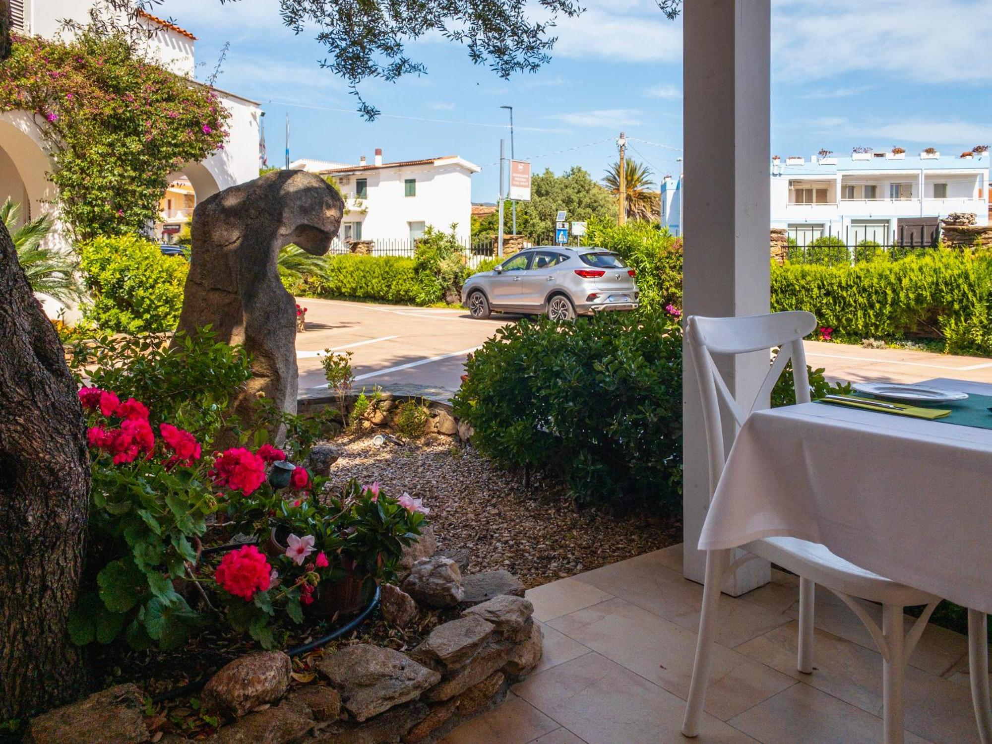 Hotel Donatella Posada  Exteriér fotografie