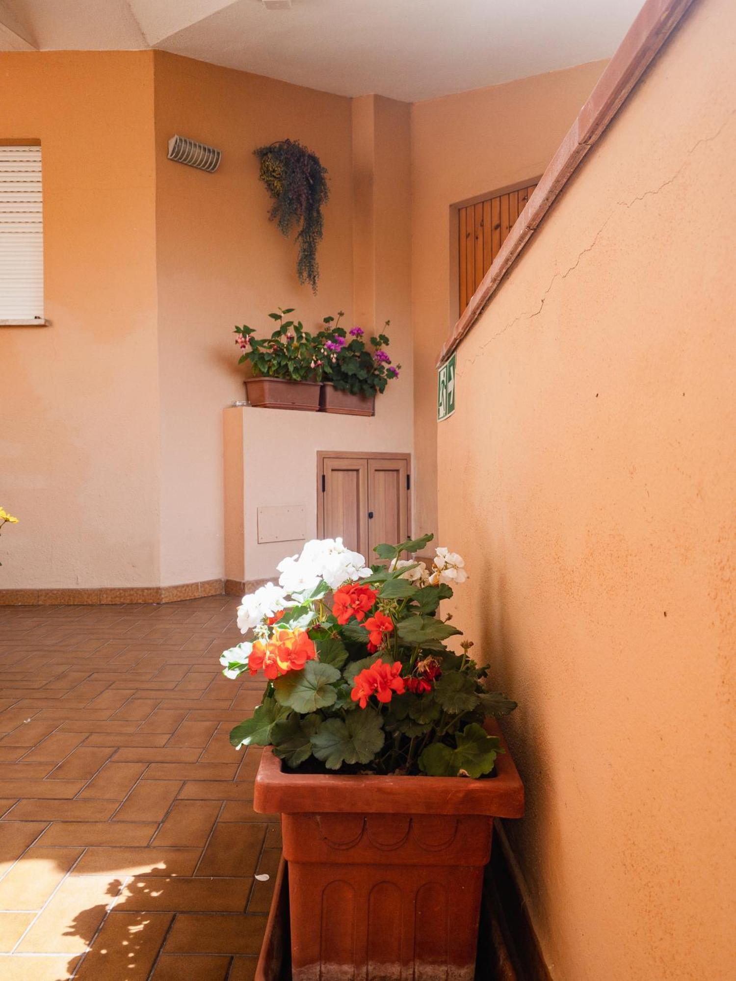 Hotel Donatella Posada  Exteriér fotografie